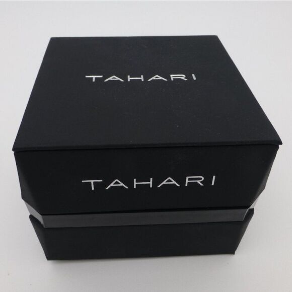 NIB - Tahari His and Her's Matching Watch Set (2 Watches) - Picture 3 of 11